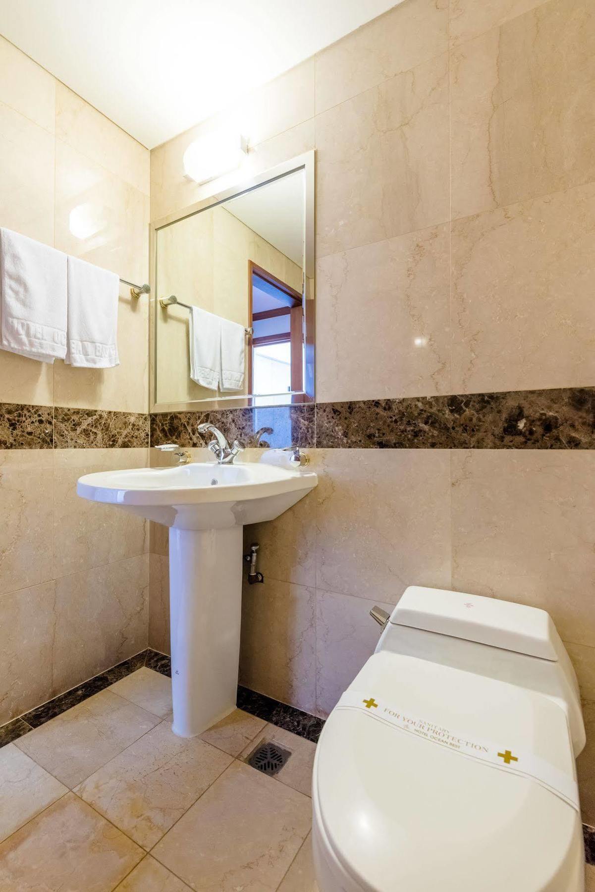 Hotel Homefourest Geoje Ngoại thất bức ảnh